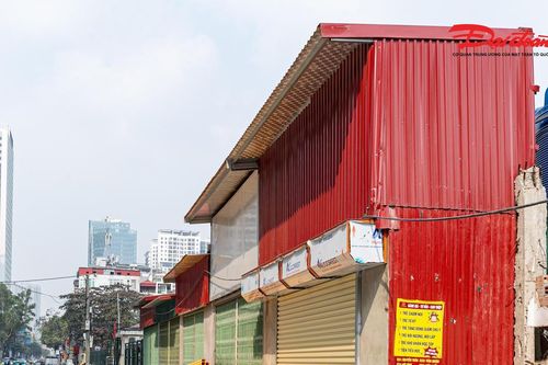 Hà Nội: Cận cảnh loạt nhà 'siêu mỏng, siêu méo' trên tuyến đường Nguyễn Tuân mở rộng