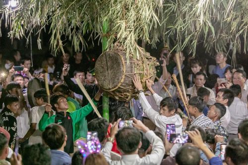 Khi học sinh trở thành 'người giữ lửa' văn hóa dân tộc mình