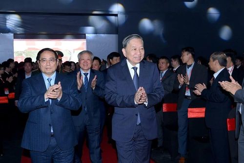 Tổng Bí thư Tô Lâm và Thủ tướng Phạm Minh Chính dự Lễ khởi công Nhà máy chế tạo chip bán dẫn công nghệ cao