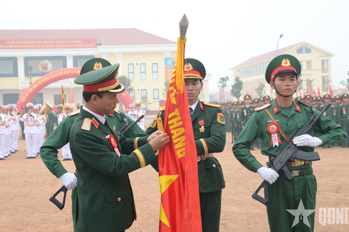 Viết tiếp truyền thống 'Trung đoàn Thành đồng biên giới'