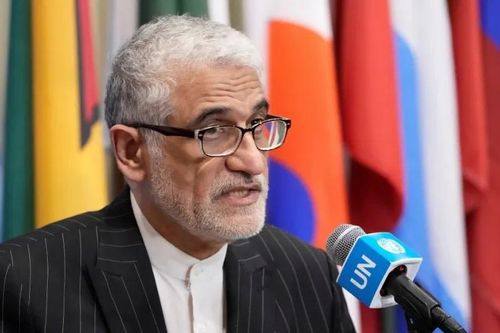 Tổng thống Mỹ Donald Trump vẫn để ngỏ khả năng tấn công Iran
