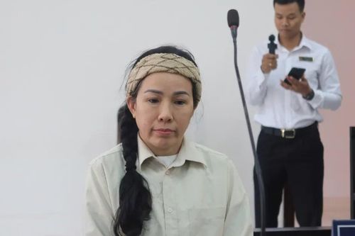 YouTuber Đinh Thị Lan lãnh án 1 năm 9 tháng tù