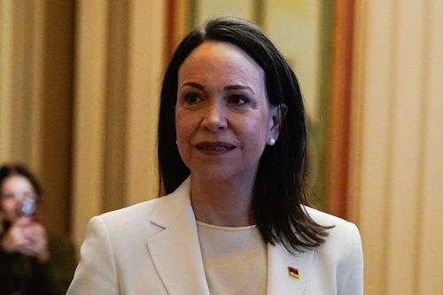 Lãnh đạo phe đối lập Venezuela tặng huy chương Nobel Hòa bình cho Tổng thống Mỹ