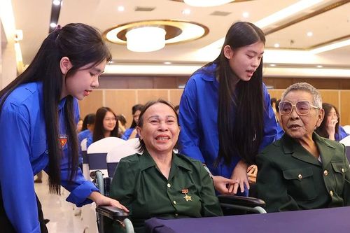 Tuổi trẻ lan tỏa hơn 130.000 câu chuyện thời hoa lửa
