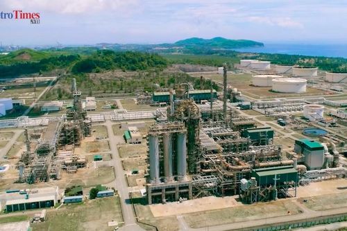 Ký hợp đồng thi công san lấp mặt bằng dự án NCMR NMLD Dung Quất