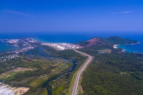 Nghiên cứu triển khai dự án LNG hơn 3.700 tỷ đồng tại KKT Dung Quất