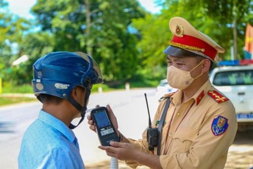 Năm 2025, Nghệ An xử phạt hơn 82.000 trường hợp vi phạm an toàn giao thông