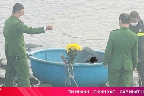 Tìm thông tin về thi thể nam giới trên vùng biển Kỳ Khang