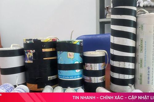 Vận động 3 học sinh giao nộp hơn 1,5kg pháo tự chế
