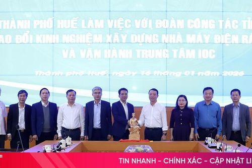 Đoàn công tác tỉnh Hà Tĩnh làm việc với UBND TP Huế