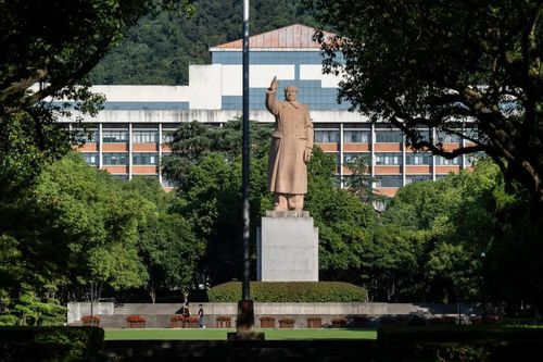 Lý do các đại học Trung Quốc thăng hạng toàn cầu, vượt mặt Mỹ