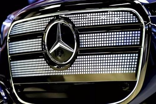 Mercedes S-Class có cả động cơ xăng lẫn thuần điện