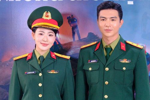 Nhan sắc mặn mà của 'người tình' Steven Nguyễn