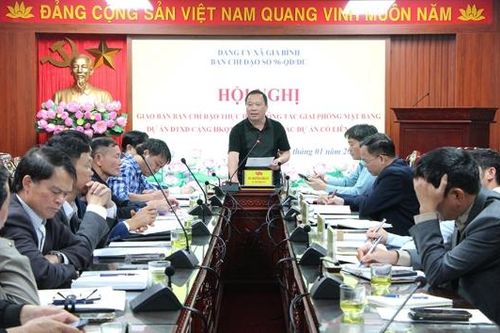 Gia Bình: Sớm bàn giao mặt bằng để người dân di chuyển mộ thực hiện dự án Cảng hàng không quốc tế Gia Bình