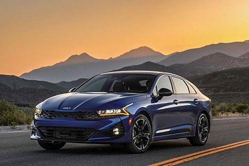 Giá xe KIA K5 tháng 1/2026: Phiên bản Luxury giảm kỷ lục 90 triệu đồng