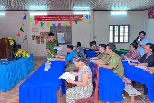 Chủ động thu hồi vũ khí, vật liệu nổ, công cụ hỗ trợ và pháo