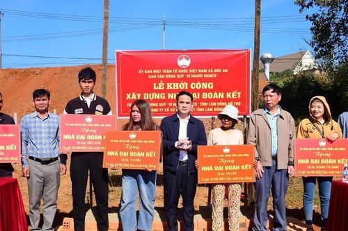 Đức An khởi công 5 căn nhà 'Đại đoàn kết' cho hộ nghèo