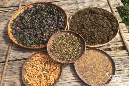 Đan lát truyền thống: Bảo vệ môi trường, giữ gìn bản sắc