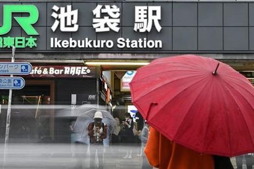 Mất điện diện rộng làm hệ thống tàu điện Tokyo tê liệt, hàng nghìn người bị ảnh hưởng
