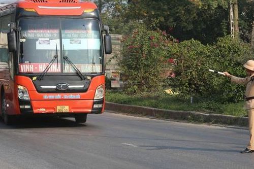 Thanh Hóa tăng cường kiểm tra, xử lý xe khách dịp gần Tết