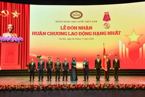 Đảng ủy Ngân hàng Nhà nước: Chủ động, tự tin và khát vọng bước vào mùa xuân mới