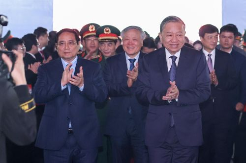 Nhà máy chế tạo chip bán dẫn công nghệ cao: Hoàn thiện mắt xích then chốt