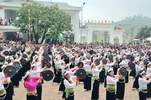 Hà Nội có 5 xã, 6 thôn vùng đồng bào dân tộc thiểu số và miền núi