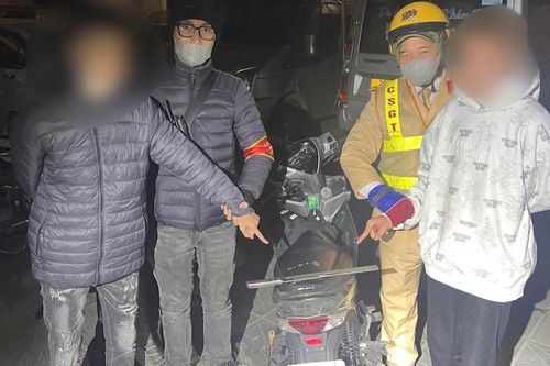 Lực lượng 141 liên tiếp phát hiện đối tượng mang hung khí