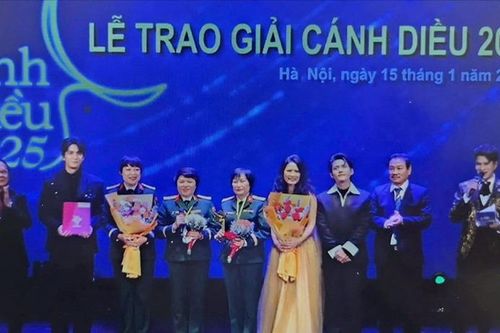 'Mưa đỏ' đại thắng tại Cánh diều 2025