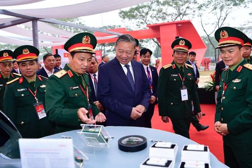Tổng Bí thư Tô Lâm dự lễ khởi công nhà máy chế tạo chip bán dẫn đầu tiên tại Việt Nam