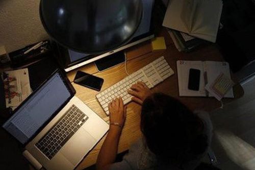 Thói quen sinh hoạt đang bào mòn sức khỏe của người trẻ đô thị