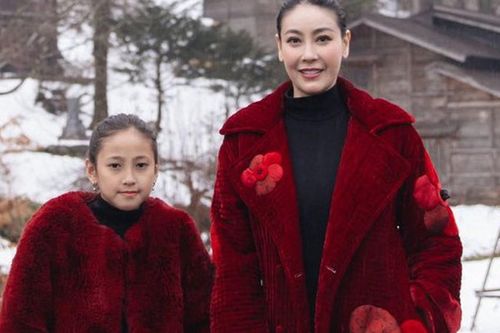 Con trai và con gái Hà Kiều Anh thu hút sự chú ý
