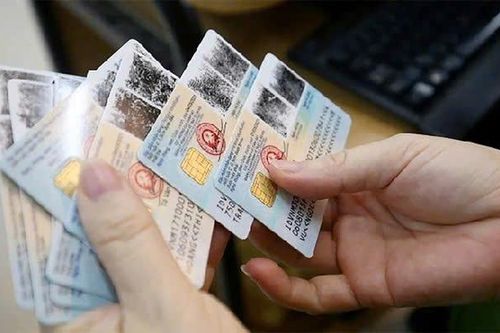 Những ai phải làm lại căn cước công dân năm 2026?