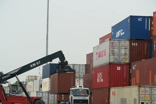 Bài toán tăng trưởng cao, lạm phát thấp