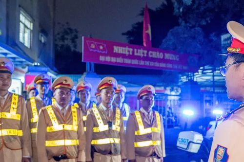 CSGT Thủ đô tuần tra xuyên đêm bảo bảo trật tự, an toàn giao thông