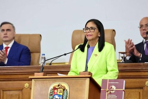 Chính quyền lâm thời Venezuela kêu gọi mở rộng thị trường dầu mỏ