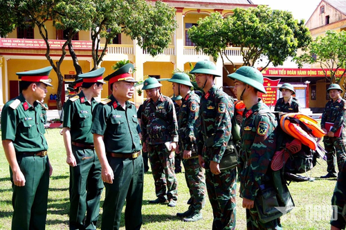 Lực lượng vũ trang địa phương vững mạnh bắt đầu từ lòng dân