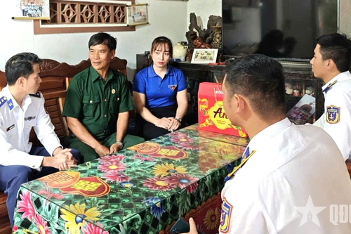 Hải đội 211 với 'Câu chuyện thời hoa lửa'