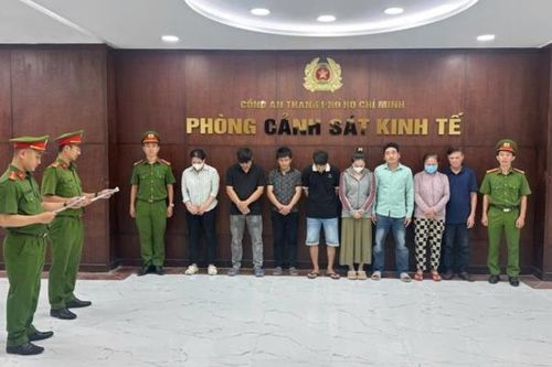Bắt 3 đối tượng cầm đầu đường dây sản xuất, buôn bán thực phẩm giả quy mô lớn