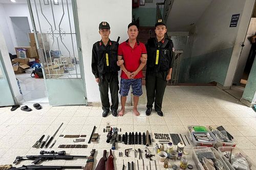 Triệt phá đường dây chế tạo, mua bán súng đạn quy mô lớn ở TPHCM