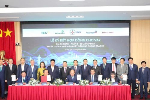 EVN ký hợp đồng vay hơn 29.500 tỷ đồng xây nhà máy nhiệt điện LNG Quảng Trạch II