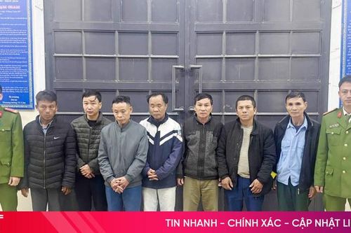 Khởi tố 12 đối tượng đánh 'liêng' ăn tiền