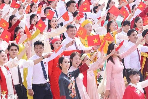 Phát triển văn hóa thực sự thành nền tảng, nguồn lực nội sinh, sức mạnh mềm