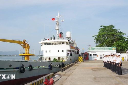 Trạm dừng đa năng tạo nhịp cầu kết nối bền vững giữa trùng khơi