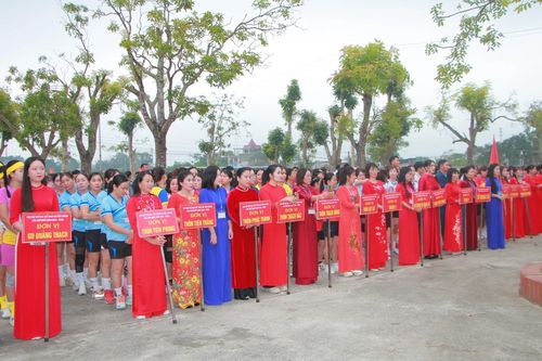 Khai mạc giải Bóng chuyền hơi nữ xã Tiên Trang năm 2026