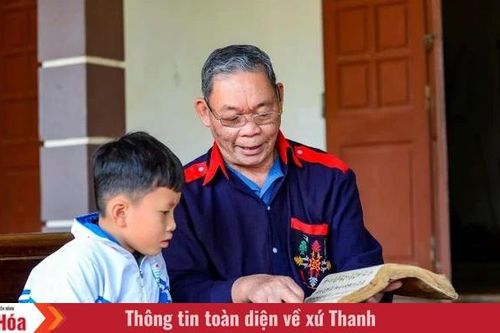 Một đời trăn trở với chữ Nôm Dao