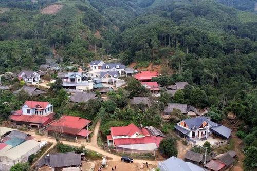 Quyết liệt, đồng bộ giảm nghèo bền vững