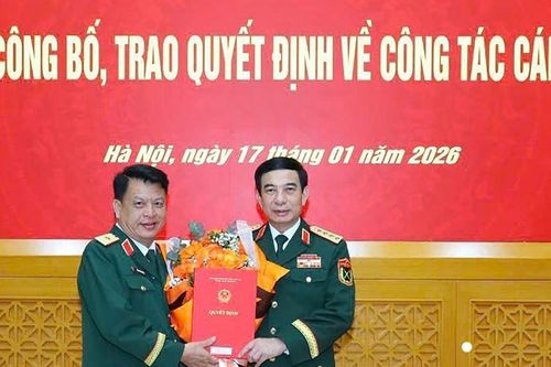 Chỉ huy trưởng Bộ CHQS tỉnh Lâm Đồng được phong quân hàm Thiếu tướng