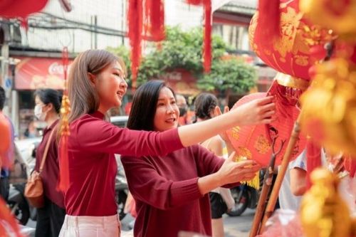 'Bẫy tiêu dùng' khi mua sắm cuối năm