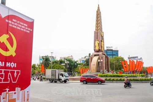 Đoàn đại biểu Cà Mau: mang trí tuệ đóng góp vào kỷ nguyên vươn mình